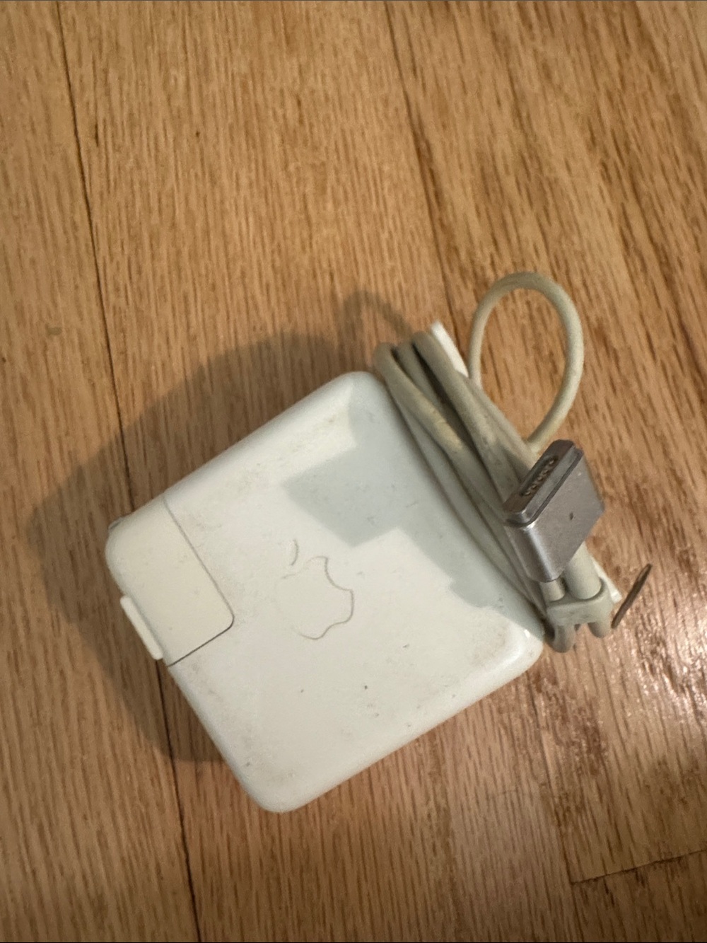 Apple White MacBook MagSafe Power Adapter Charger